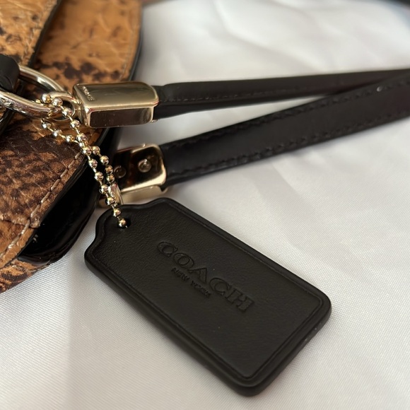 Coach Minetta Crossbody-EUC - Picture 7 of 12